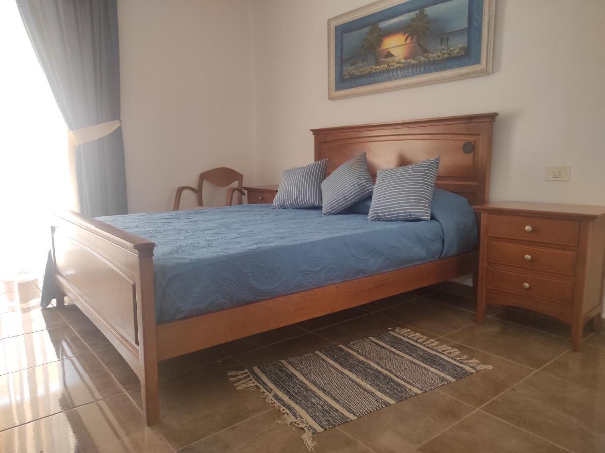 Marina Palace Paraiso 아데제 외부 사진