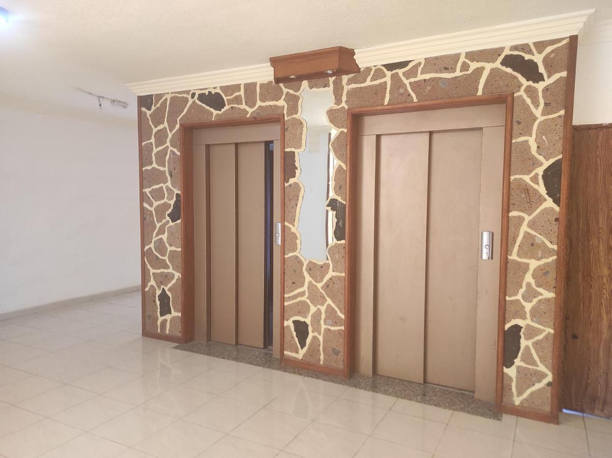 Marina Palace Paraiso 아데제 외부 사진