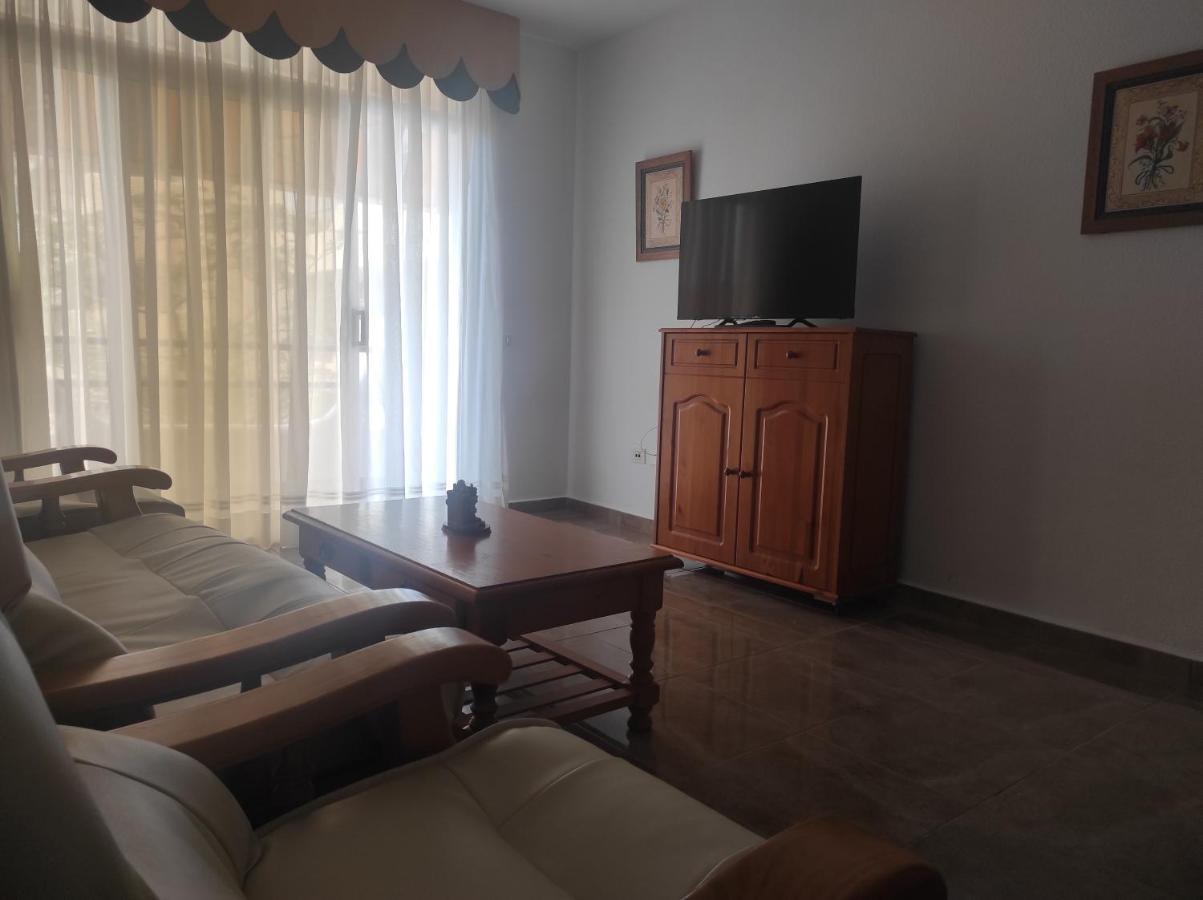 Marina Palace Paraiso 아데제 외부 사진