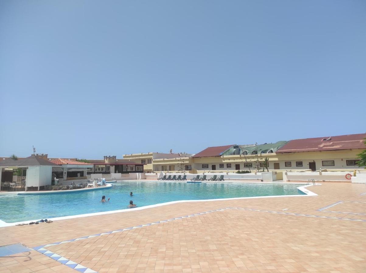 Marina Palace Paraiso 아데제 외부 사진